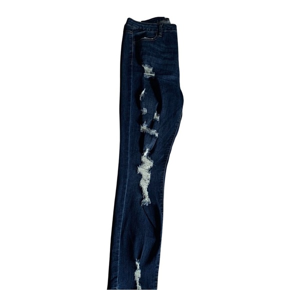 Women’s Almost Famous Ripped Skinny Jeans Ankle - Picture 3 of 13